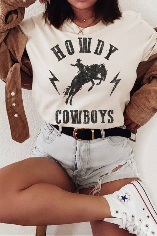 HOWDY COWBOYS GRAPHIC TEE