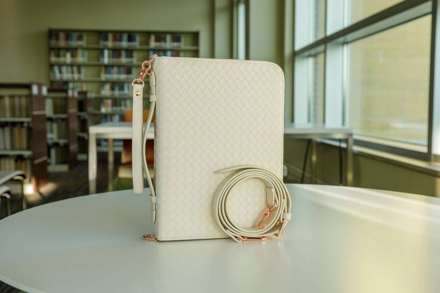 Ever AJ Weave Bible Case, Crossbody PEARL