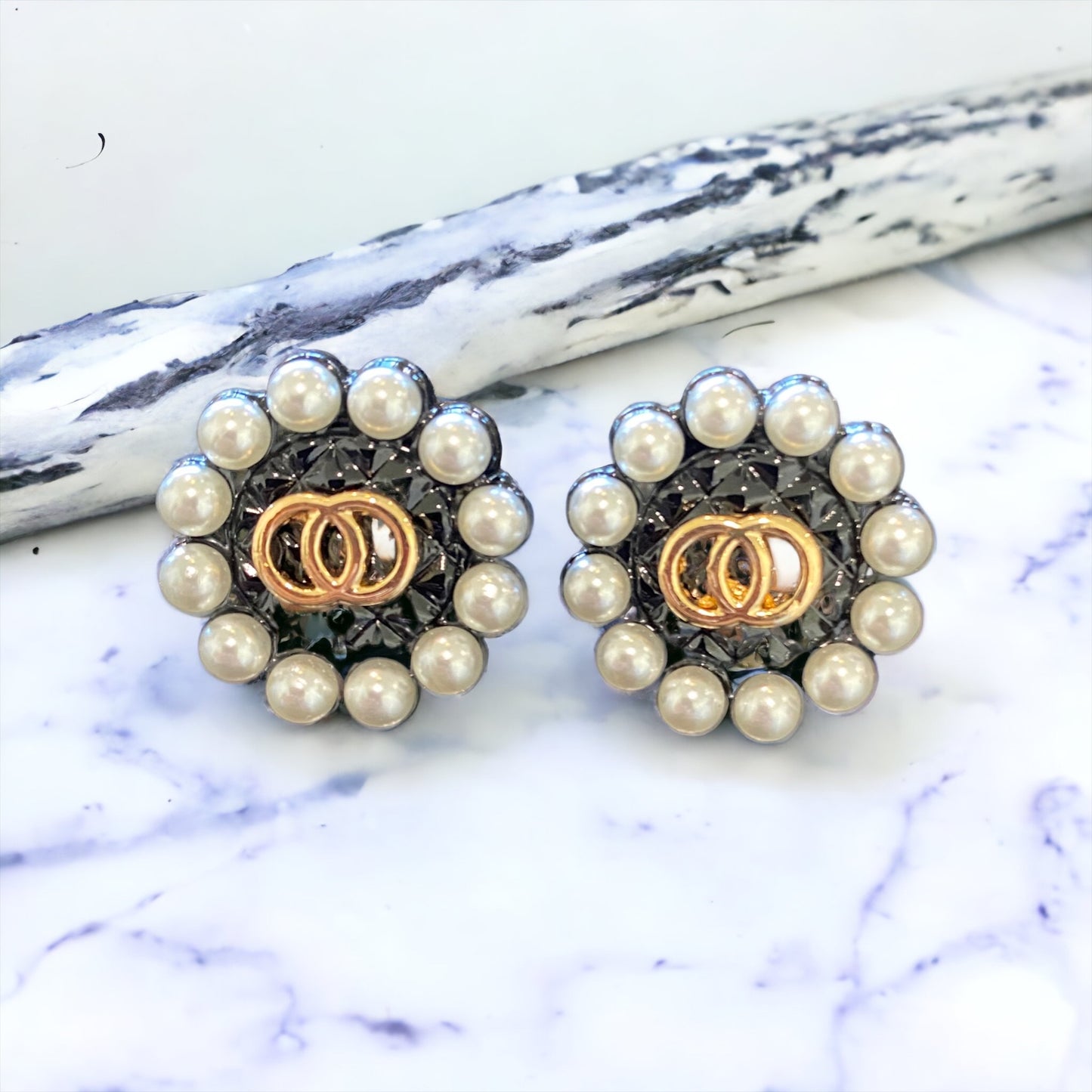 I Can and I Will Quilted Pearl Earrings