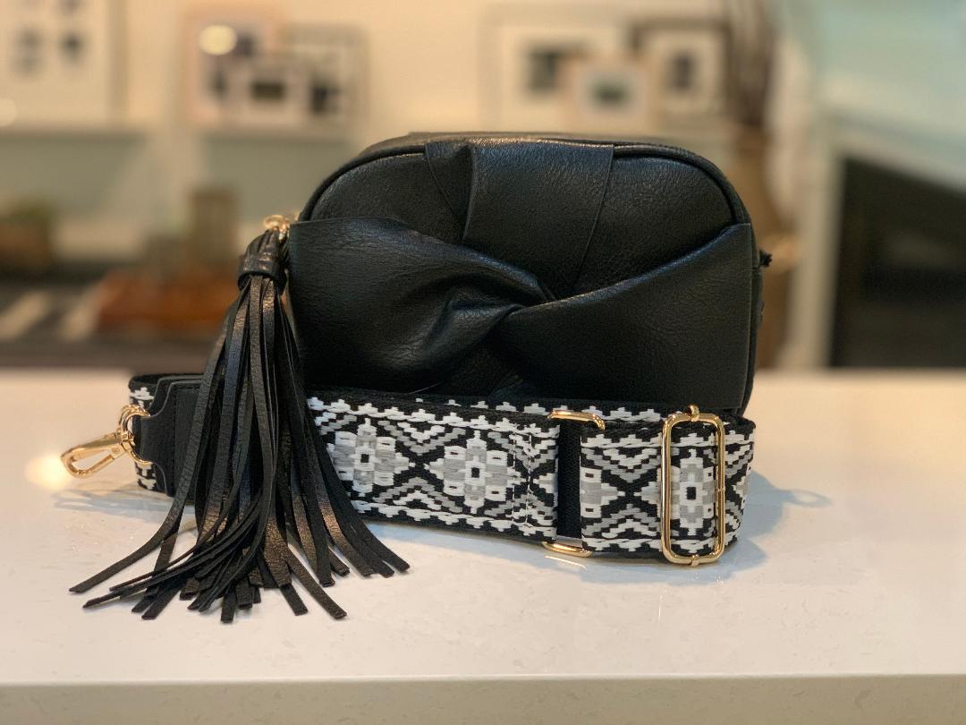 MIRIAM CROSSBODY BOW BAG - BLACK