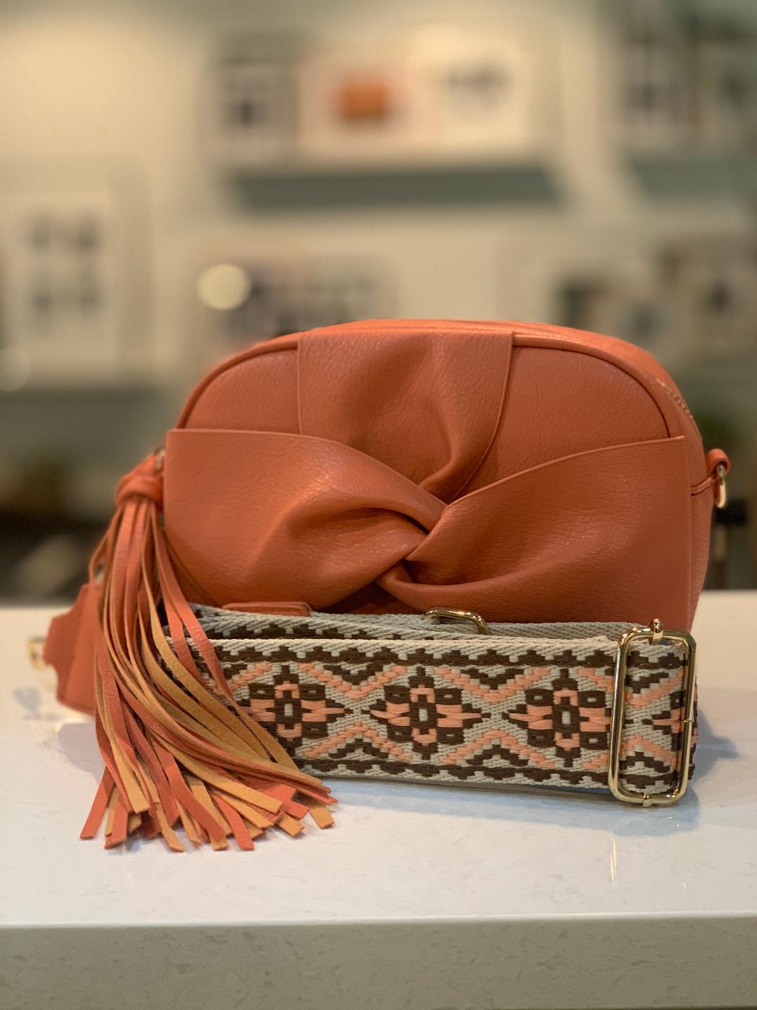 MIRIAM CROSSBODY BOW BAG - CLAY