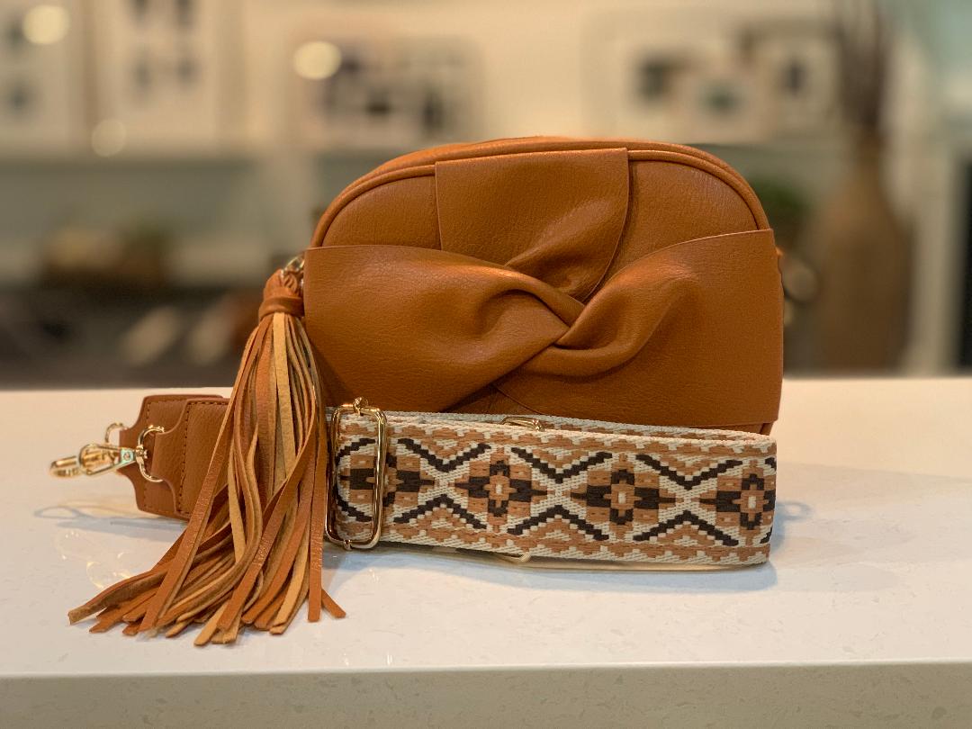 MIRIAM CROSSBODY BOW BAG - CAMEL
