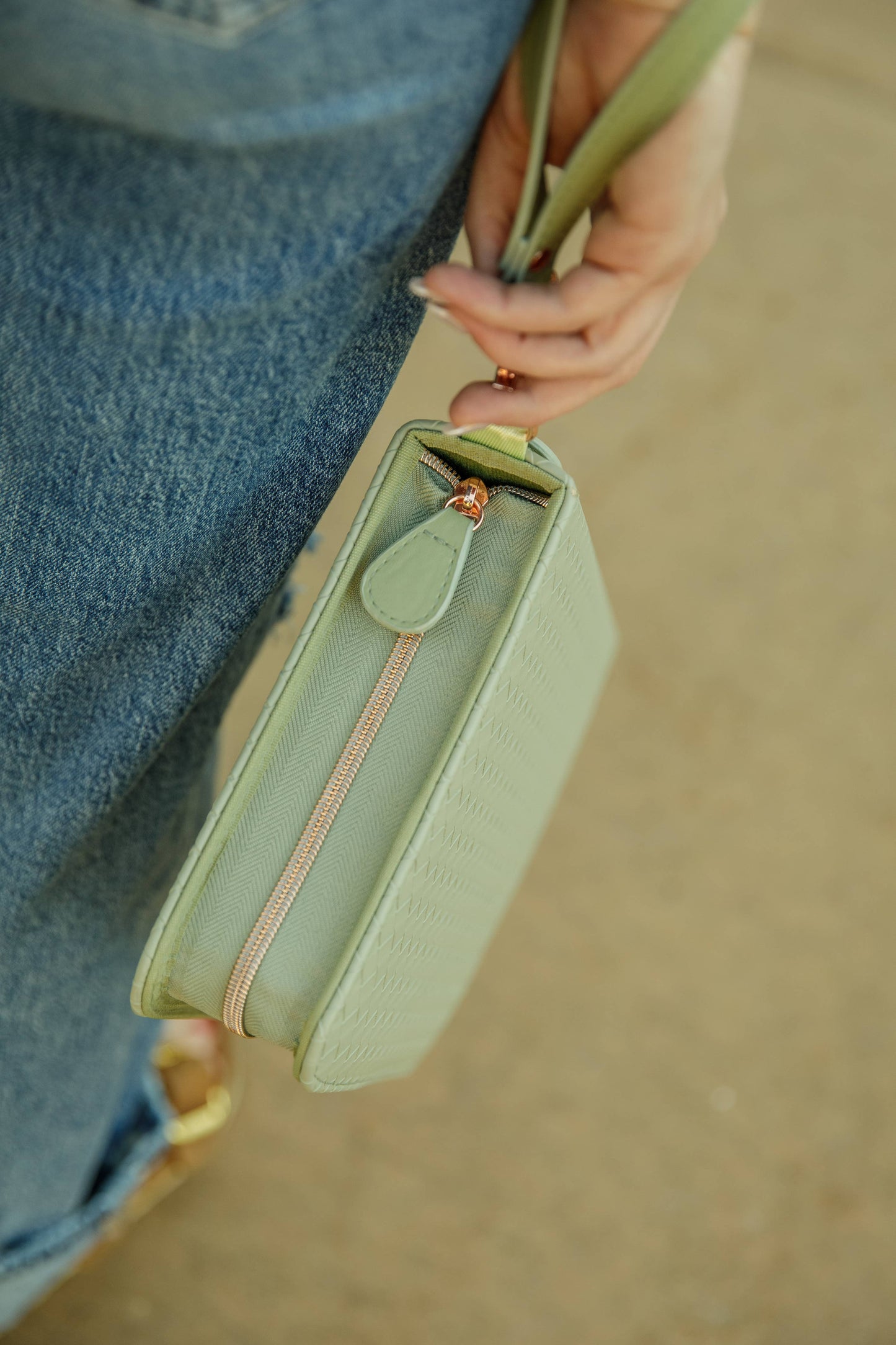 Ever AJ Weave Bible Case, Crossbody SAGE