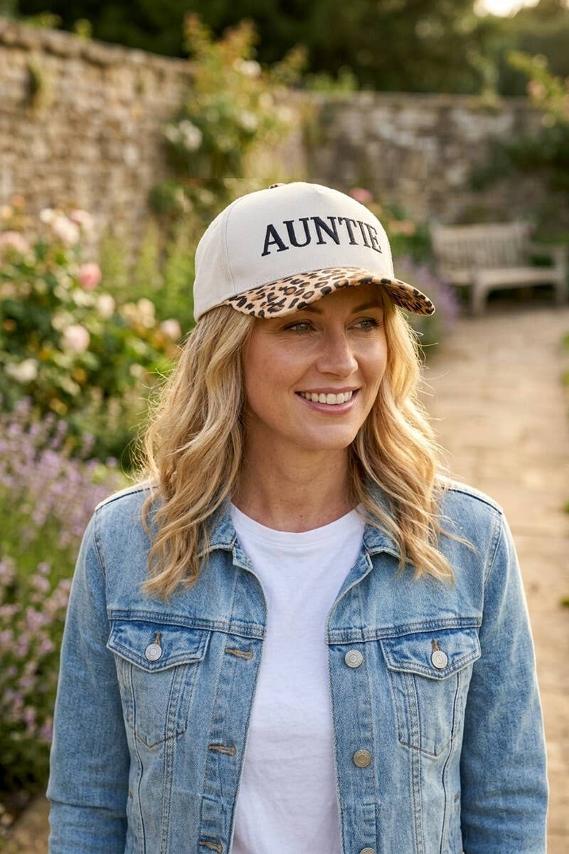 Wifey / Happy Wife / Auntie Two Tone Snapback Hat: FLORAL-201199 / OS