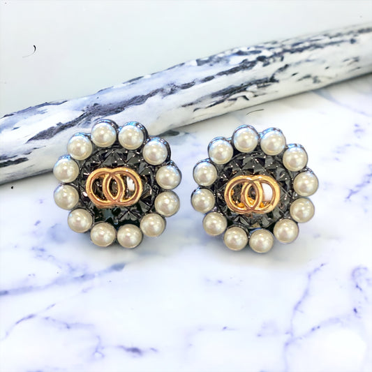 I Can and I Will Quilted Pearl Earrings