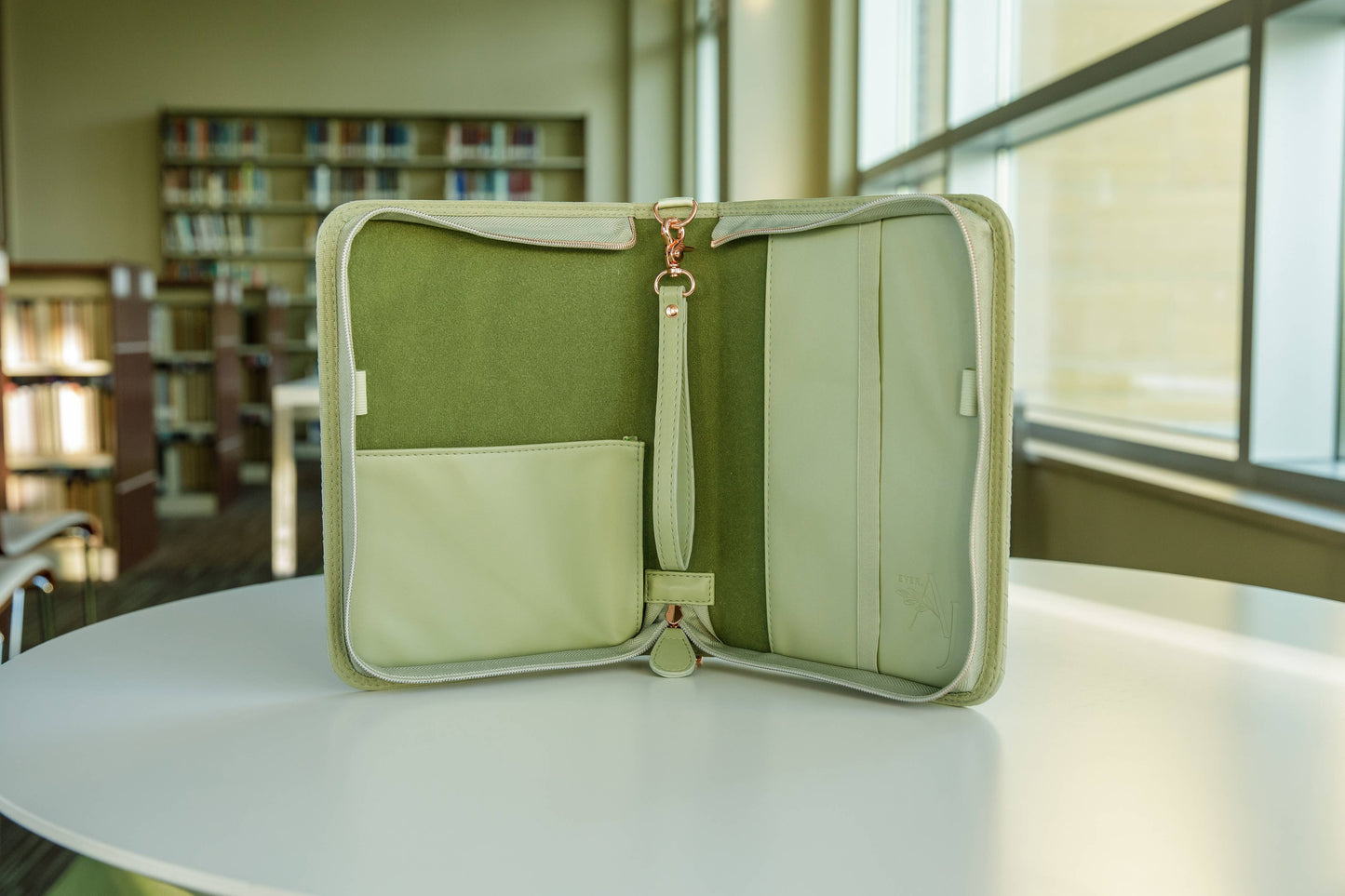 Ever AJ Weave Bible Case, Crossbody SAGE